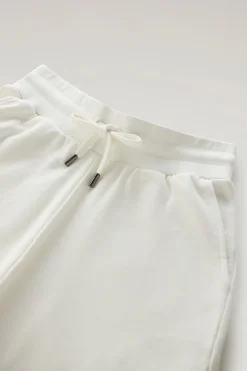 Pantaloni e pantaloncini><noscript><img width=