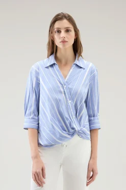 Camicie e giacche a camicia>Woolrich Camicia In Popeline Di Misto Cotone A Righe Sea Breeze Stripe