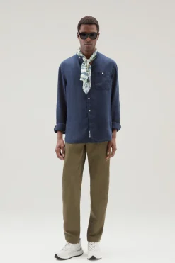 Camicie>Woolrich Camicia In Puro Lino Tinta In Capo Con Colletto Alla Coreana Melton Blue