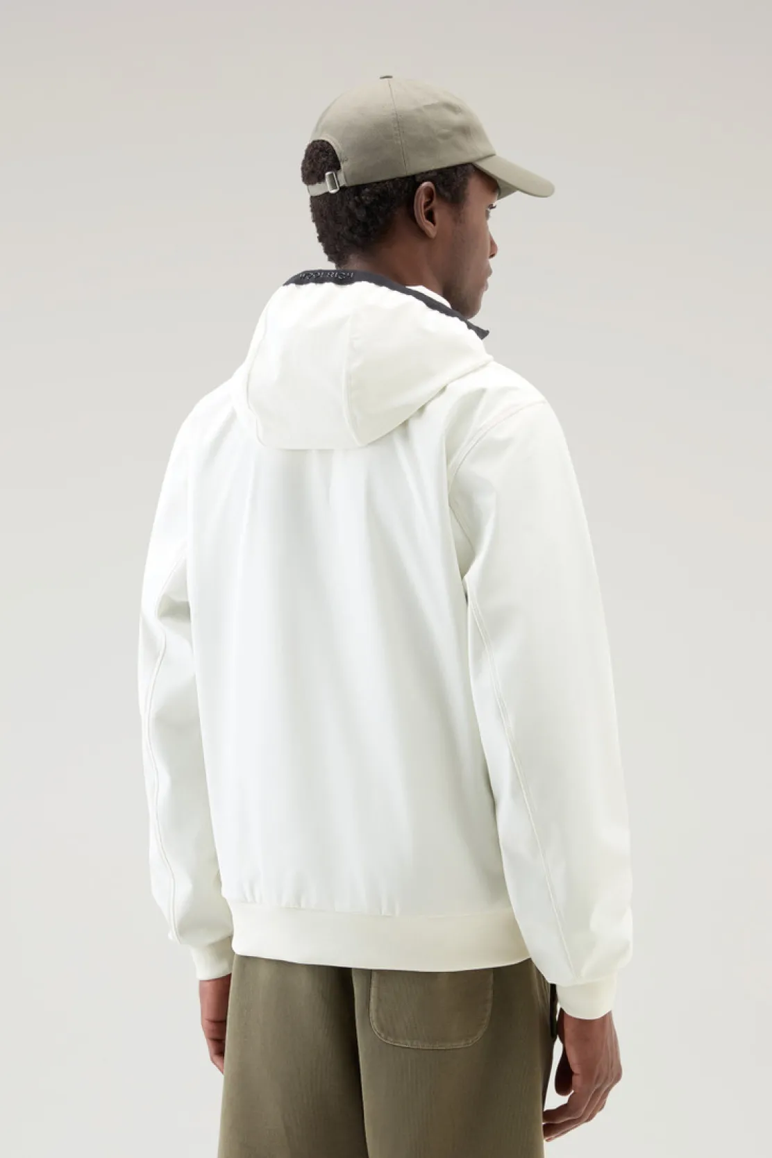 Felpe>Woolrich Felpa In Softshell Con Cappuccio Stone