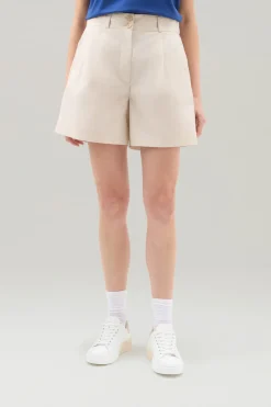 Pantaloni e pantaloncini>Woolrich Pantaloncini In Popeline Di Puro Cotone Light Oak