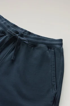 Pantaloni e pantaloncini><noscript><img width=