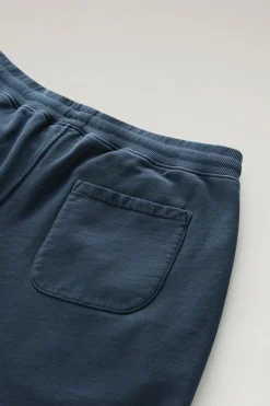 Pantaloni e pantaloncini><noscript><img width=