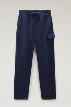 Pantaloni e pantaloncini><noscript><img width=