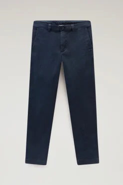 Pantaloni e pantaloncini><noscript><img width=