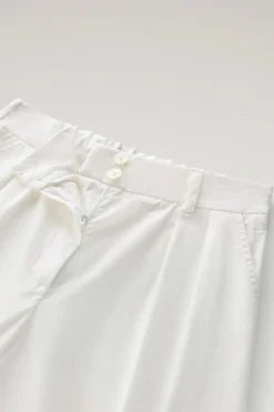 Pantaloni e pantaloncini><noscript><img width=