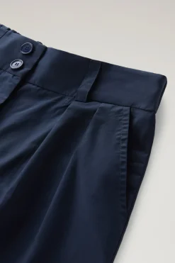 Pantaloni e pantaloncini><noscript><img width=