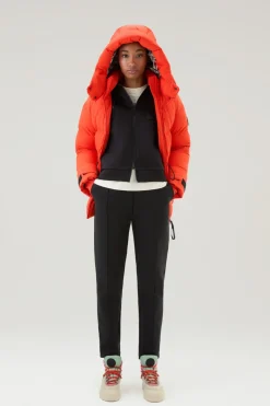 Pantaloni e pantaloncini>Woolrich Pantaloni Sportivi In Misto Cotone Elasticizzato Black