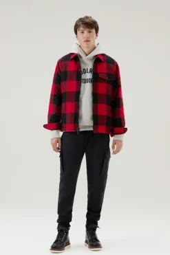 Pantaloni e pantaloncini>Woolrich Pantaloni Sportivi In Misto Cotone Elasticizzato Black