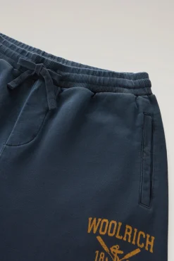 Pantaloni e pantaloncini><noscript><img width=