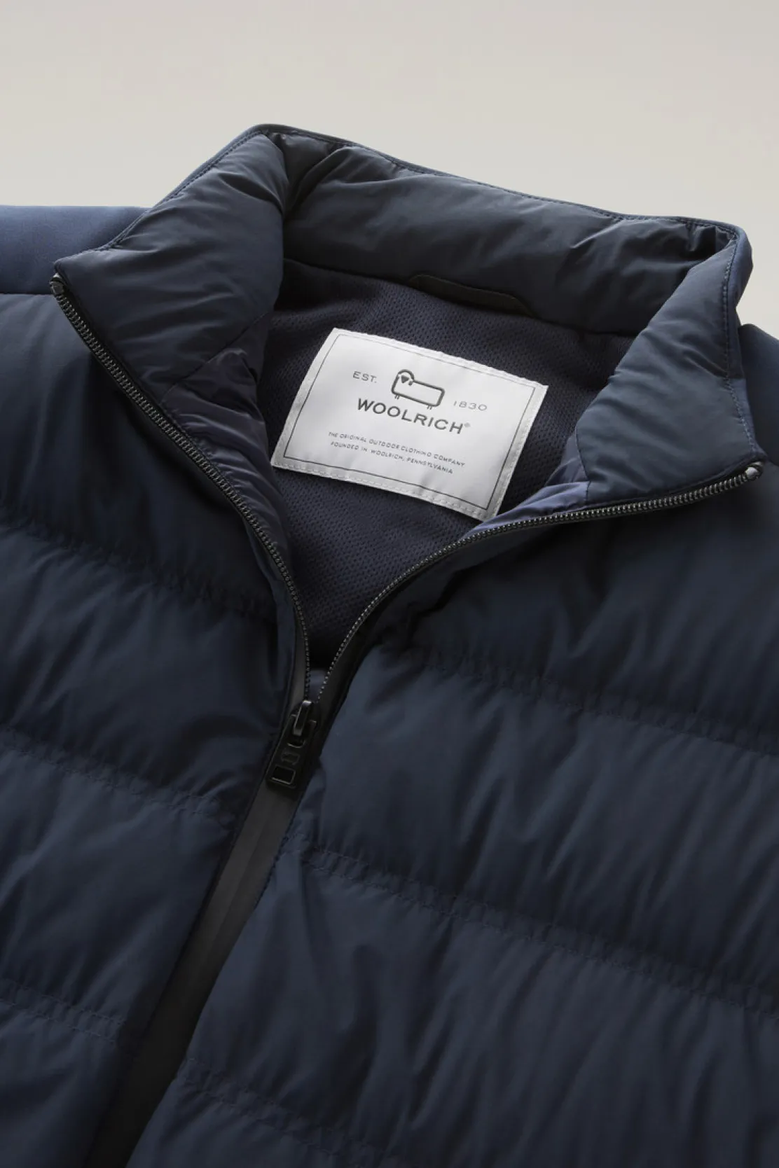 Piumini|Giacche>Woolrich Piumino Bering In Nylon Elasticizzato Melton Blue