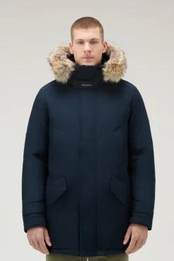Parka>Woolrich Polar Parka In Ramar Cloth Con Collo Alto E Bordo In Pelliccia Melton Blue