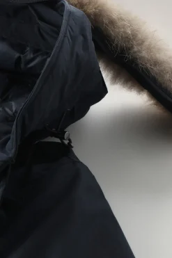 Parka><noscript><img width=