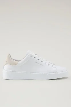 Sneakers>Woolrich Sneakers Classic Court In Pelle Con Toppa A Contrasto White Beige