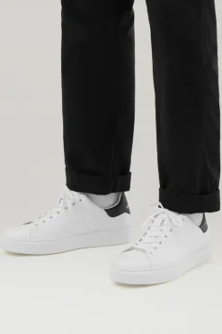 Sneakers><noscript><img width=