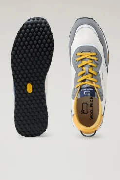 Sneakers><noscript><img width=