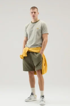T-shirt>Woolrich T-shirt A Righe In Jersey Di Cotone Elasticizzato Green Stripe