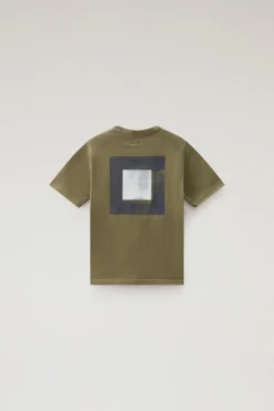 Abbigliamento>Woolrich T-shirt Da Bambino In Puro Cotone Con Stampa Lake Olive