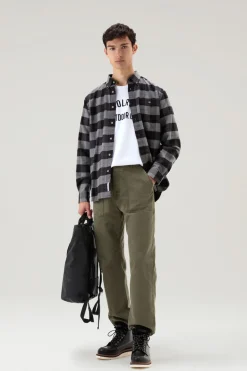 T-shirt>Woolrich T-shirt In Puro Cotone Con Scritta Bright White