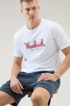 T-shirt><noscript><img width=