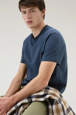 T-shirt><noscript><img width=