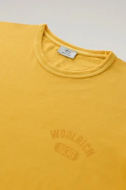 T-shirt><noscript><img width=